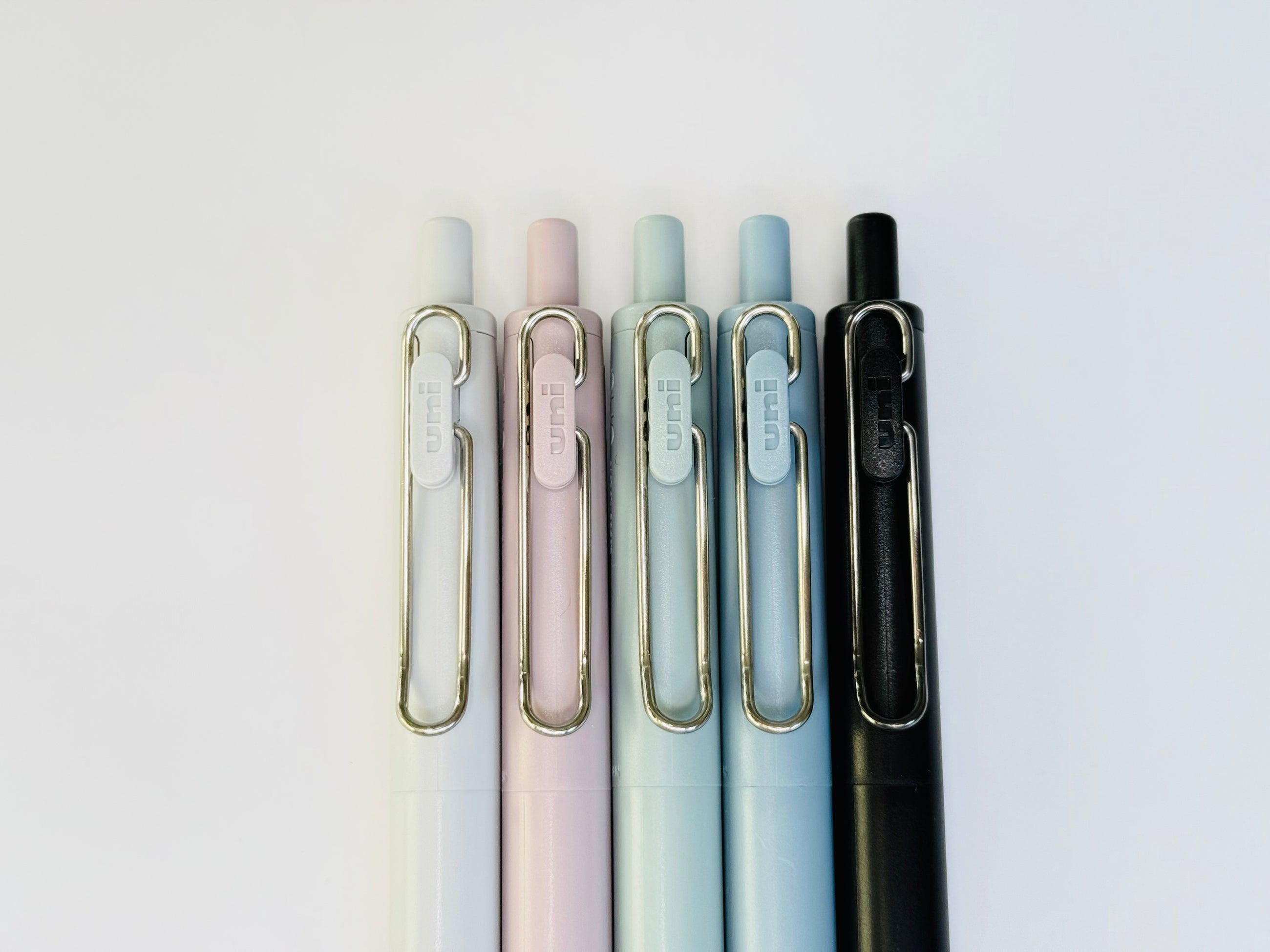 Uni-Ball ONE Gel Pen | Faded Gray | 0.38mm