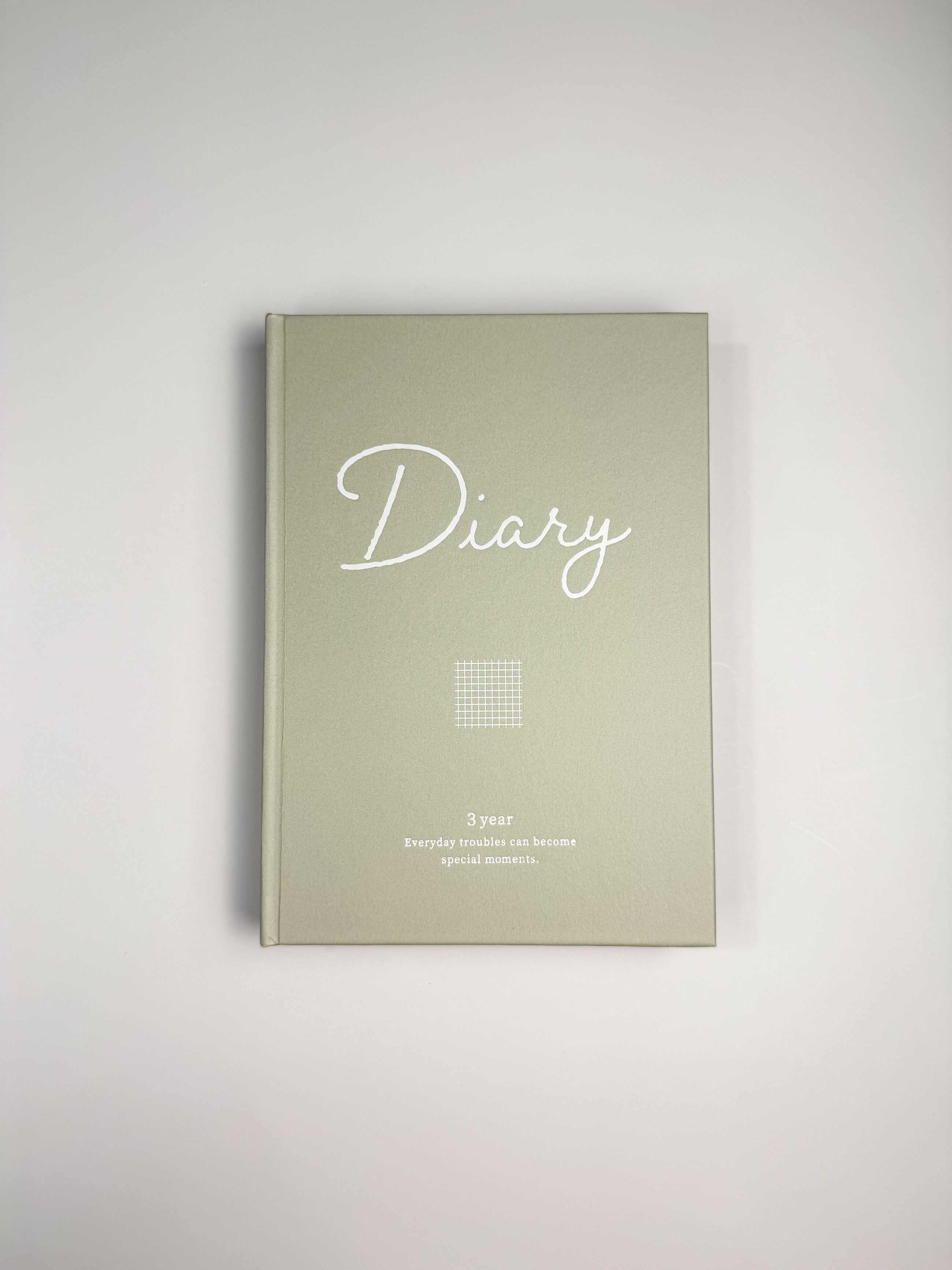 KITERA 3-Year Diary | French Gray | B6