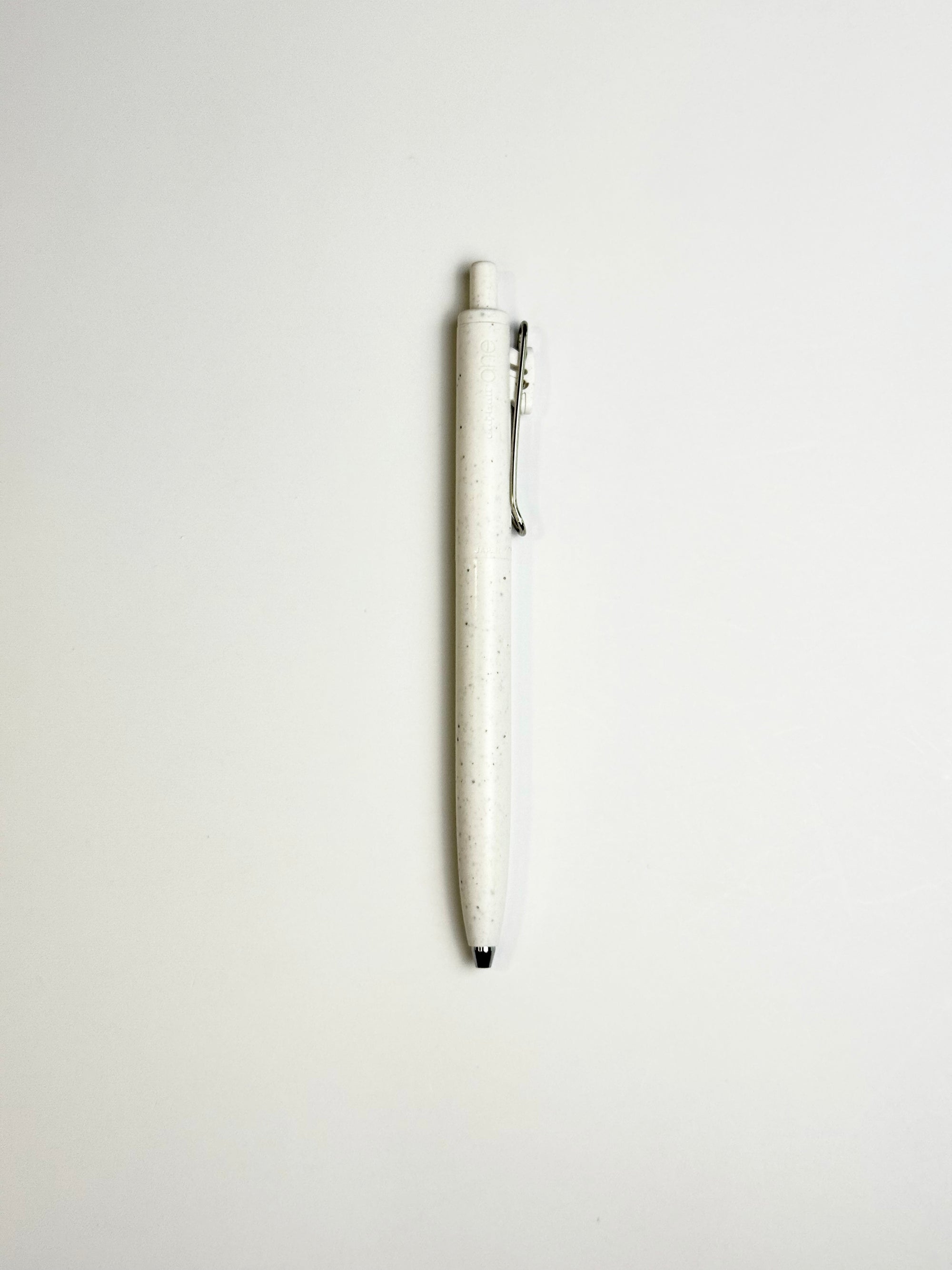 [LIMITED] Uni-Ball ONE Earth Gel Pen | White Salt Lake | 0.38mm