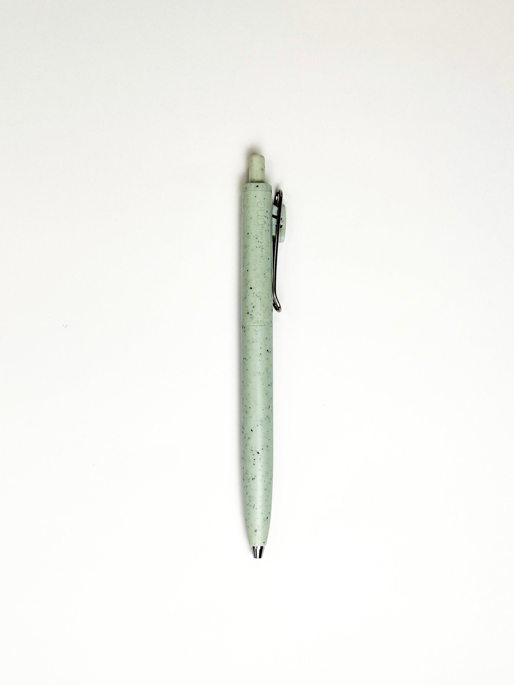[LIMITED] Uni-Ball ONE Earth Gel Pen | Green Grassland | 0.5mm