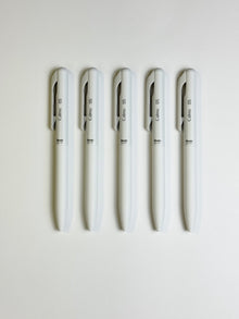 Pentel Calme Oil-Based Gel Pen | White | 0.5mm